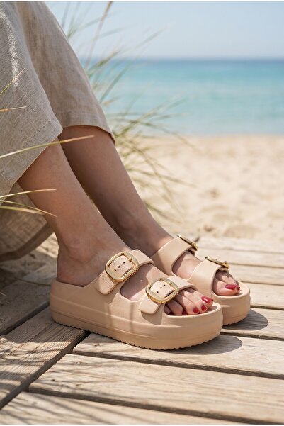 Riccon Γυναικείες παντόφλες Brenphira 001220   Μπεζ