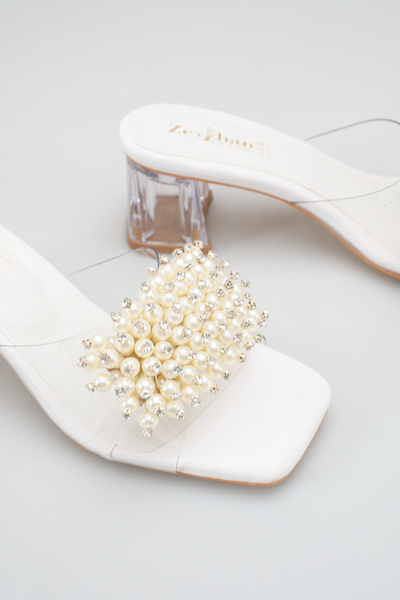 Bilalim Shoes İncili Taşli Şeffaf Topuklu 5 cm Kadın Terlik Şık ve Rahat