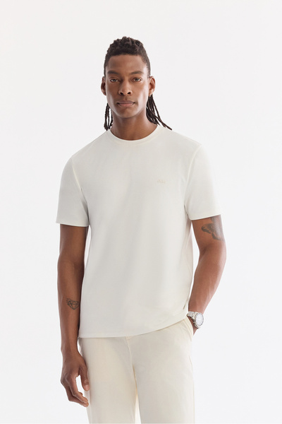 Avva Men's White Crew Neck Bi-Stretch Printed Regular Fit T-Shirt B001040