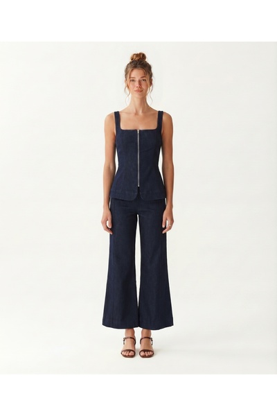 Yargıcı Fitted Square Neck Sleeveless Blouse