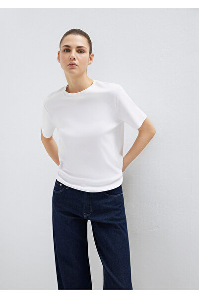Mavi Weißes Basic-T-Shirt mit halbschlanker Passform 1612916-620