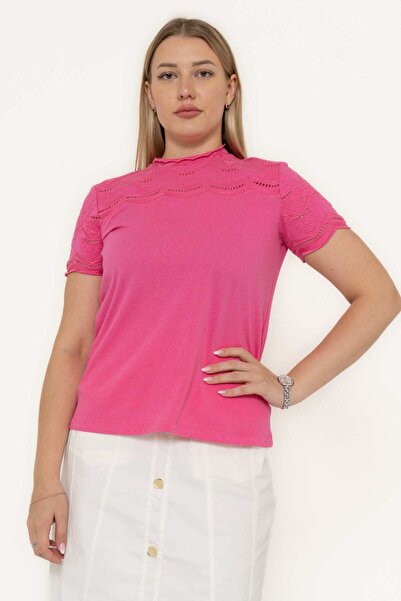 Yola Lace Detail Short-Sleeve Top