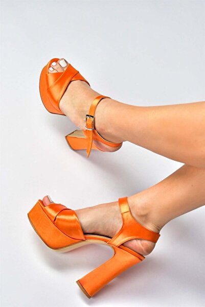 Fox Shoes Pantofi de seară de damă cu platforma din țesătură satin portocaliu...