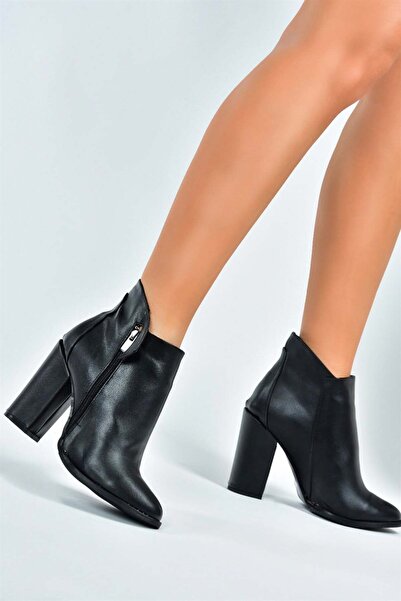 Fox Shoes Cizme negre de damă A922640809