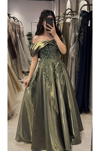 dalaa Trend Beket Evening Dress 3 Colors: Red, Olive, and Navy.