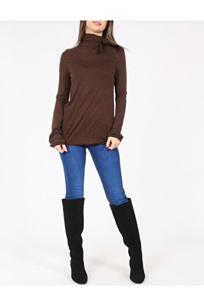 Evendi Bluza, Maro
