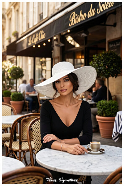 PIECE SIGNATURE The Most Extensive Expression of Elegance: 47 cm Ultra Wide B...
