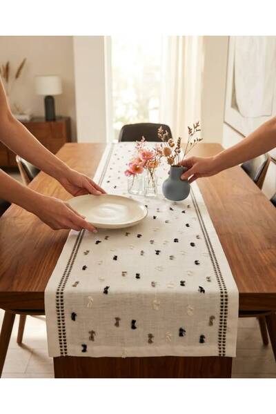 homease Linen Look Embroidery Detailed Tasseled Gardenia Fabric Runner |   Ma...