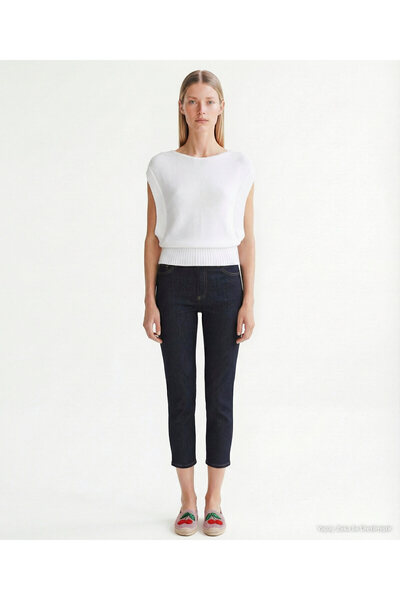 Yargıcı Regular Kayık Collar Sleeveless Sweater