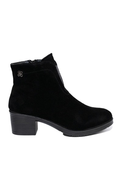 UrbanShoes Casual women's ankle boots made of Genuine Leather, Pass Collectio...