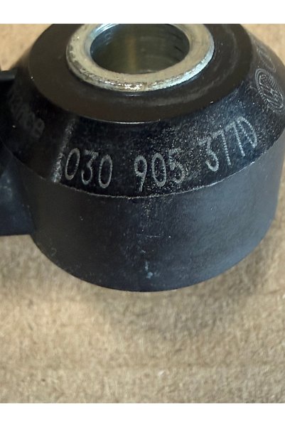 VWAG Senzor bătăi detonație anticiocnire OEM Vw Group cod 030905377D compatibil pe audi vw skoda seat