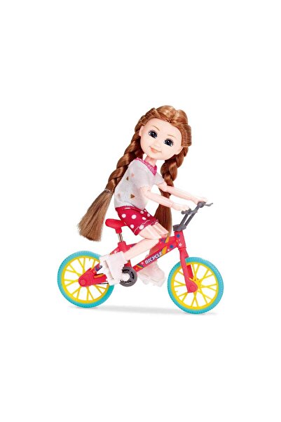 Belissa Papusa pe bicicleta