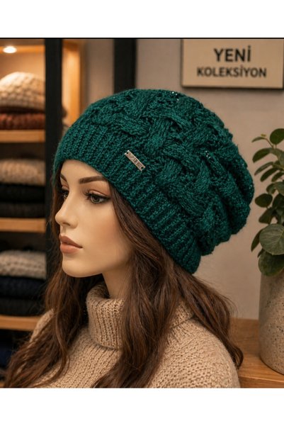 Lavin's قبعة لافين الفاخرة المحبوكة – أناقة خالدة وراحة دافئة 🧶 ✨
