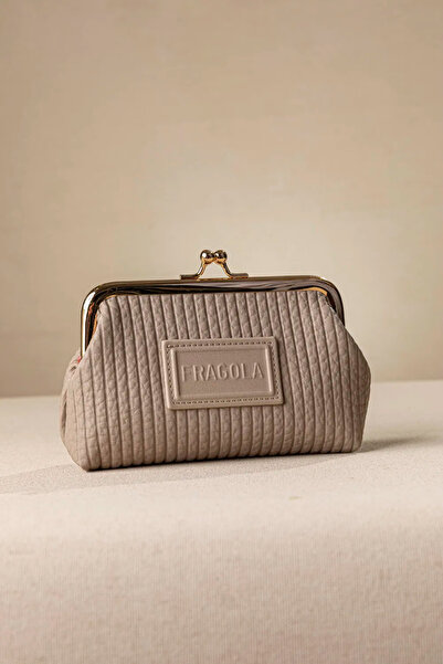 FRAGOLA Κερματοθήκη πορτοφολάκι με στόμιο PC03-S-beige