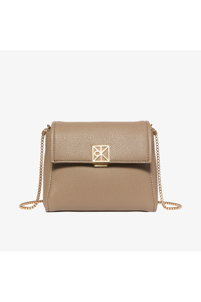Calvin Klein Emblem Pebble Crossbody Kadın Kahverengi Çapraz Çanta