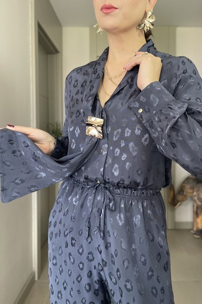Butik Didem Sakinci Leopard Patterned Satin Blouse and Scarf Pants Set with Gold Accessories