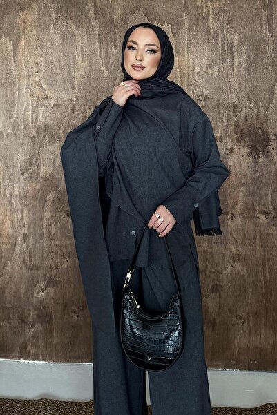 Esma Gündoğdu طقم شال أورا بياقة أنثراسايت
