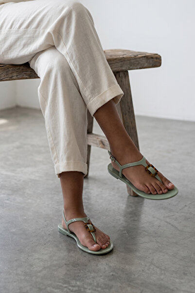 Vayners Niya Women's Sandals