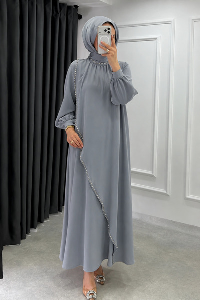 Abiye Diyarı Rochie de damă din țesătură crep, cu perle și pietre, stil Nazen...