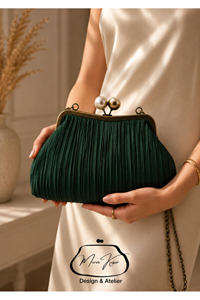 MK Zümrüt Yeşili Pliseli Vintage Metal Burslu Kadın Abiye Clutch Çanta