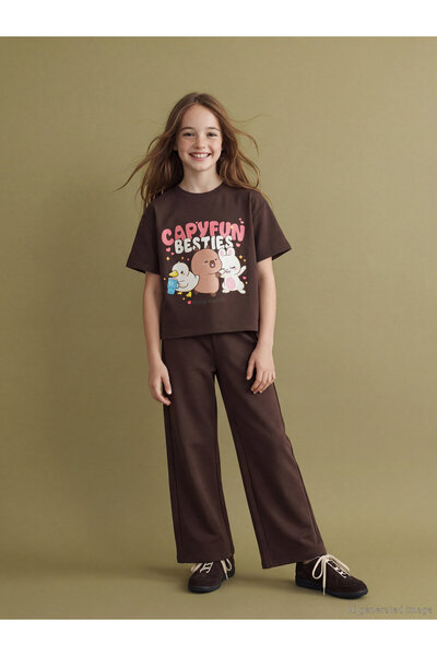 LC Waikiki Capyfun Printed Girls' Soft Touch T-Shirt and Sweatpants Set
