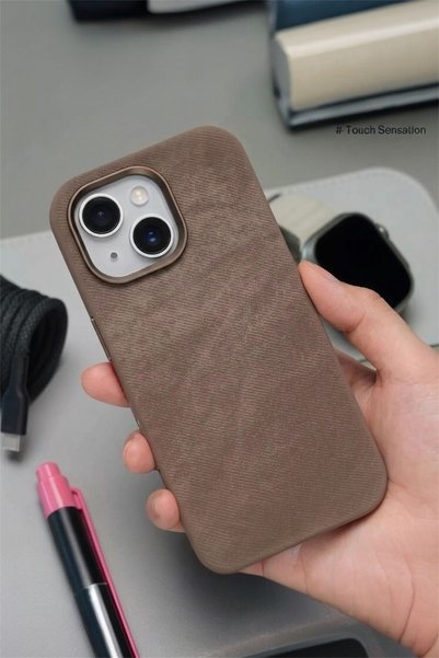 İtarz حافظة هاتف من الجلد المدبوغ متوافقة مع iPhone 15، مزودة بأزرار معدنية، ...