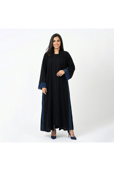 HAWRAA ABAYA عباية لف سوداء بكلفة كحلية على الأكمام و الجوانب الخارجية