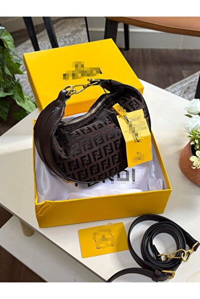 Generic Handbag and shoulder bag, high quality material, with accessories