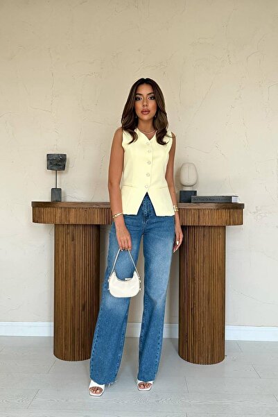 ozelia Buttoned Vest with Yellow Waist Detail