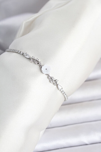 GeeS Global Brass Silver Color Flower Model Waterway Women's Bracelet 5886