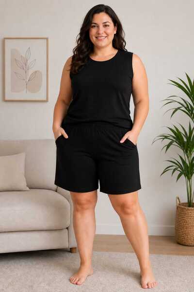 HEAVEN WEAR 2-Piece Set for Women in Plus Size: Zero Sleeve T-Shirt and Bermu...