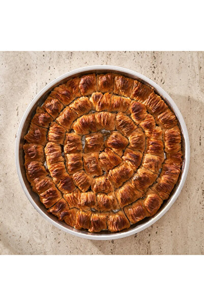 Tepsi Ev Baklavası