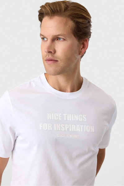 Back And Bond Relaxed fit printed white crew neck t-shirt