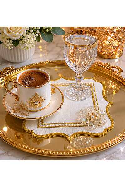 Arı Bebe Pearl and Flower Motif Coffee Side Presentation Napkin