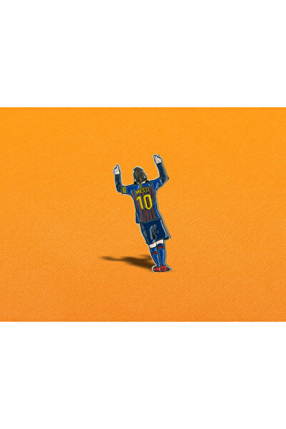 SKYPINZ Messi Brooch - Installation Method - Pin