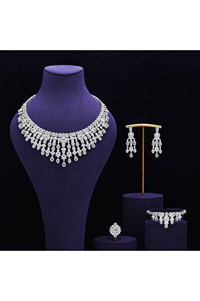 jewelrystore طقم اكسسوارات زركون بدقه الالماس فاخر مع العلبه