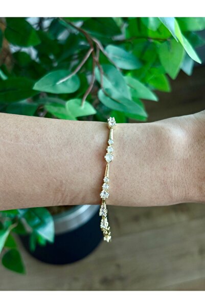 Emine seker jewelry 14k Kaplama Üçlü Damla Zirkon Taşlı Kararma Yapmayan Bile...
