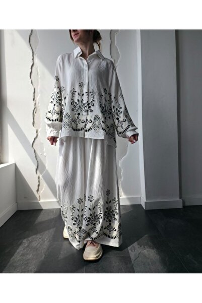 Lavanta Tekstil Embroidered Special Design Linen Set