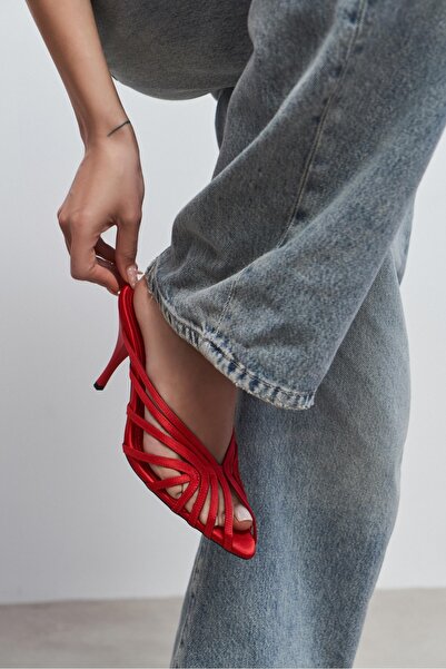 NİŞANTAŞI SHOES Judith Red Satin Open Toe Detailed Caged Women's Heeled Slippers