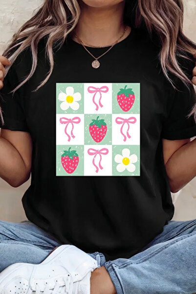 Sarah's Boutique Women's T-shirt – 100% cotton – Berry Checkers
