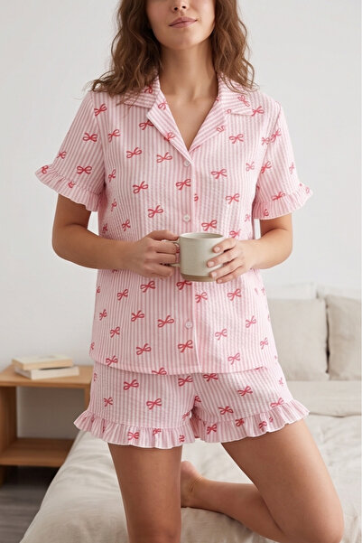 Mindy Fırfırlı Kurdele Desenli Bürümcük Kumaş Şortlu Pembe Pijama Takımı