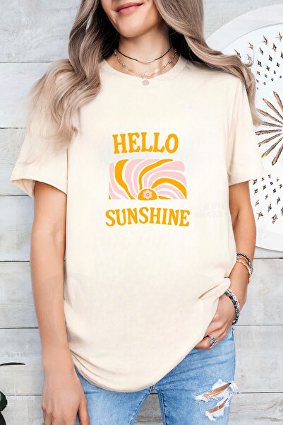 Sarah's Boutique Women's T-shirt – 100% cotton – Hello Sunshine