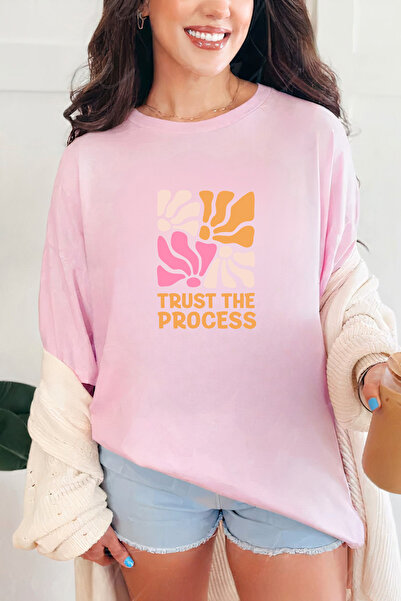 Sarah's Boutique Women's T-shirt – 100% cotton – Trust Process