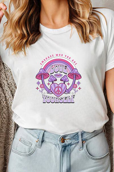 Sarah's Boutique Women's T-shirt – 100% cotton – Love Yourself