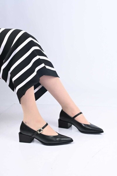 Bestello Pantofi cu toc gros din piele naturală, cu cataramă fără șireturi, t...