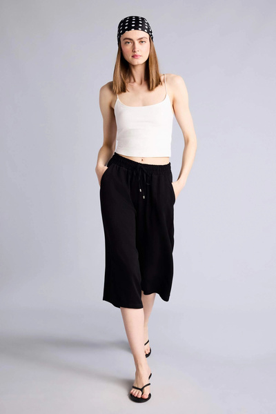 DeFacto I6798AZBK81 Siyah Yüksek Bel Crop Fit Belmando Kapri