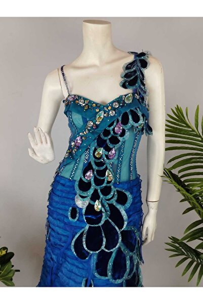 ASIAN Camellia Dress Kamelea Luxurious Evening Gown