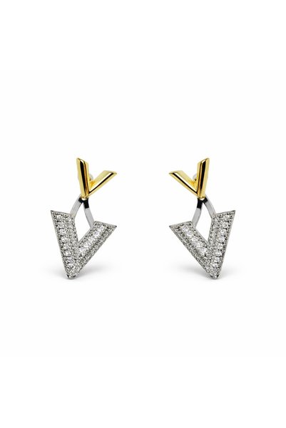 PerleJewelry أقراط ذهبية على شكل حرف V