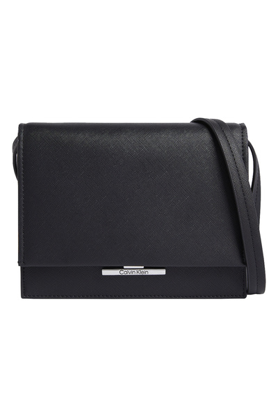 Calvin Klein Saffiano Flap Over Crossbody Omuz ve El Çantası