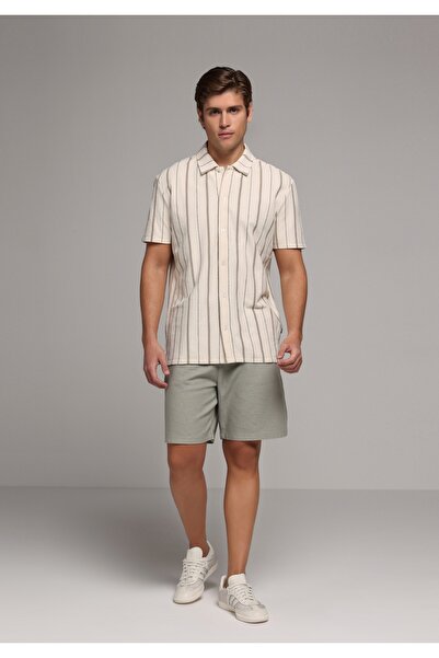 Colin's Regular Fit Mid Waist Straight Men's Green Shorts